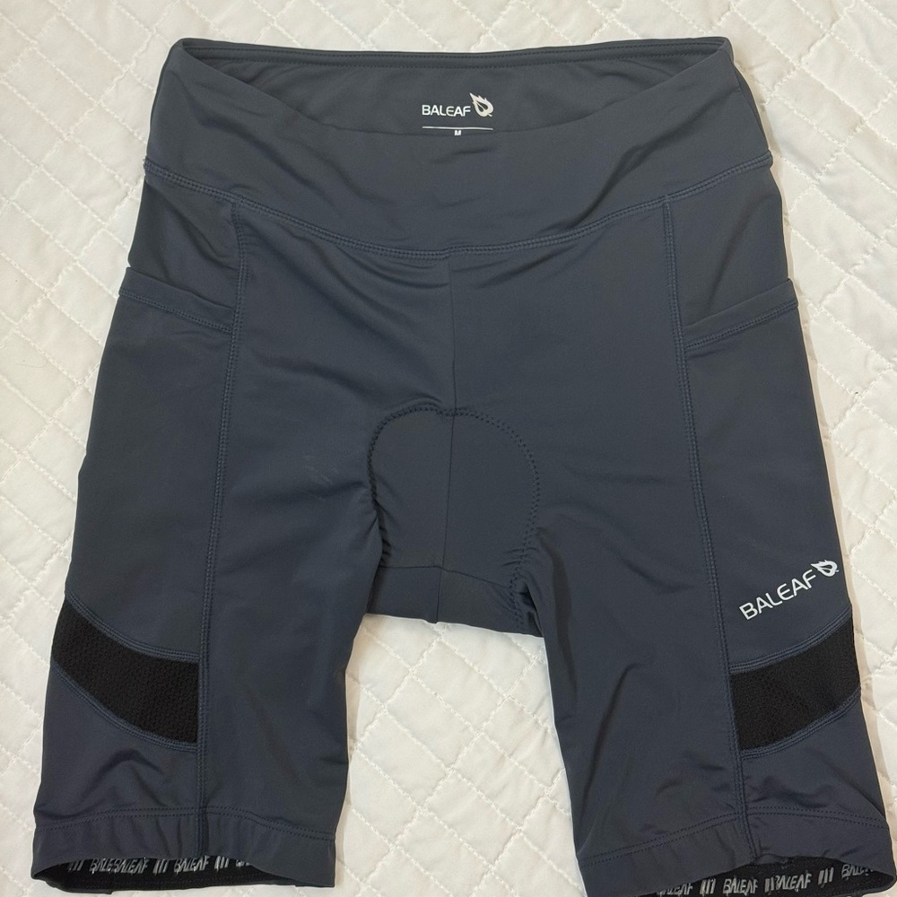Baleaf Dark Blue Cycling Mid Thigh Shorts UPF 50+ Women’s Padded NWT With Tags